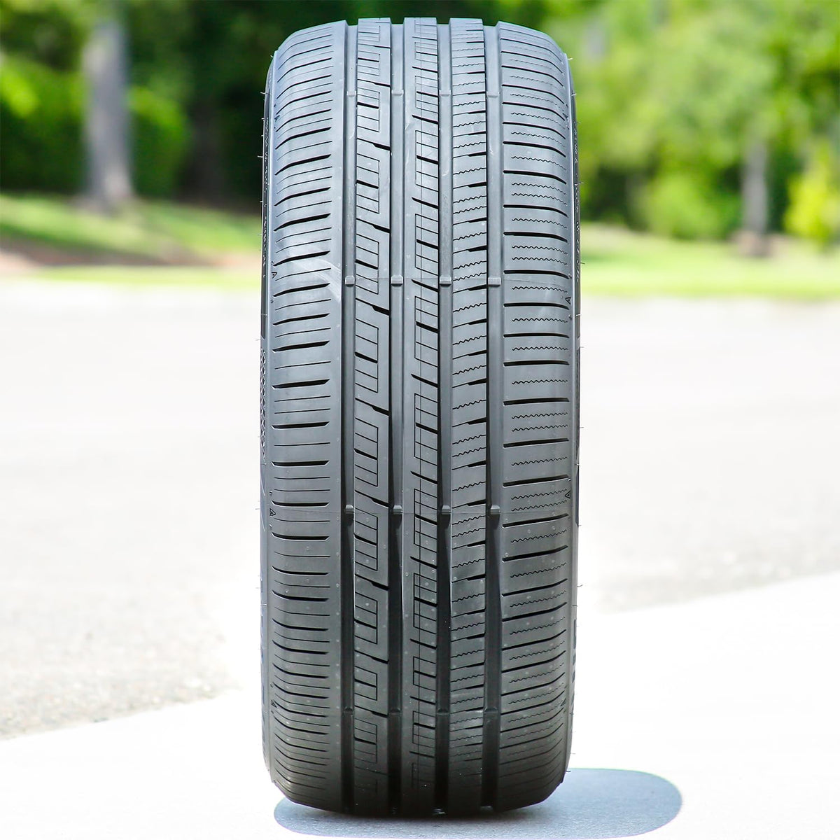 235/40ZR18 95W XL Racing Tire P615